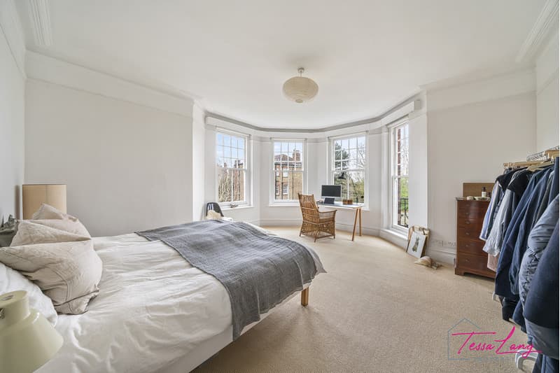 Photo 4 of 15, Highgate West Hill