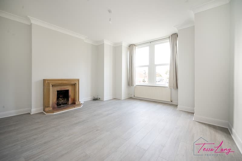 Photo 8 of 18, Muswell Hill Road
