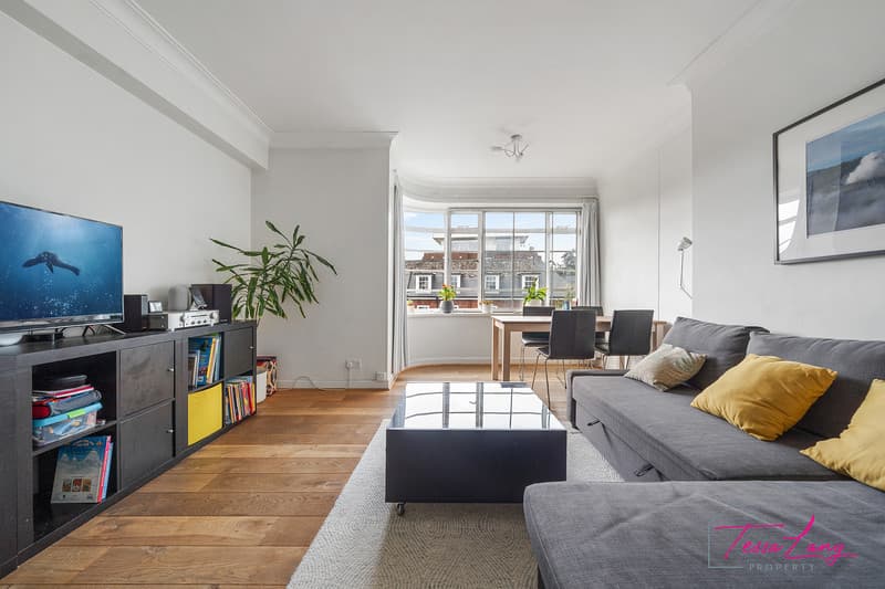 Photo 3 of 12, Haverstock Hill