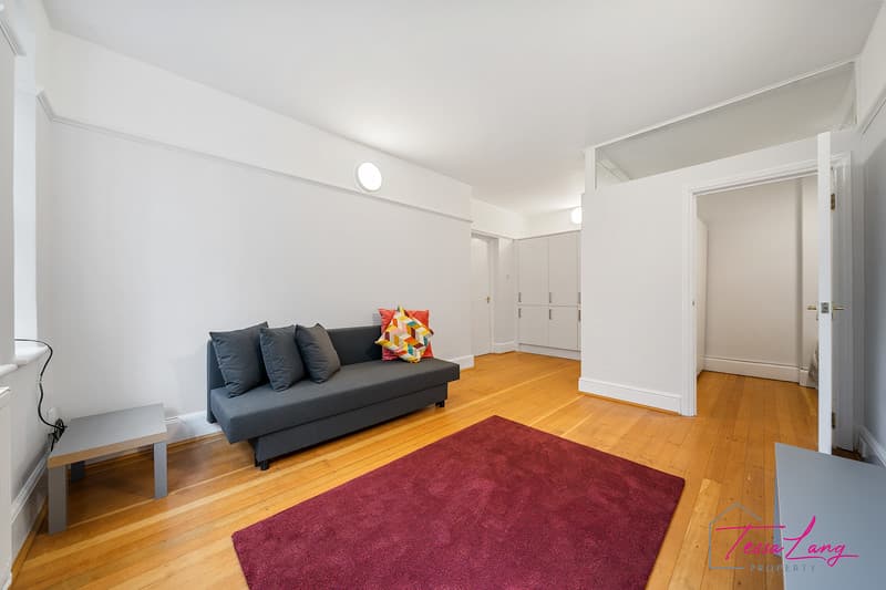 Photo 10 of 12, Howitt Close