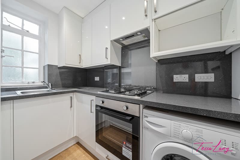 Photo 7 of 12, Howitt Close