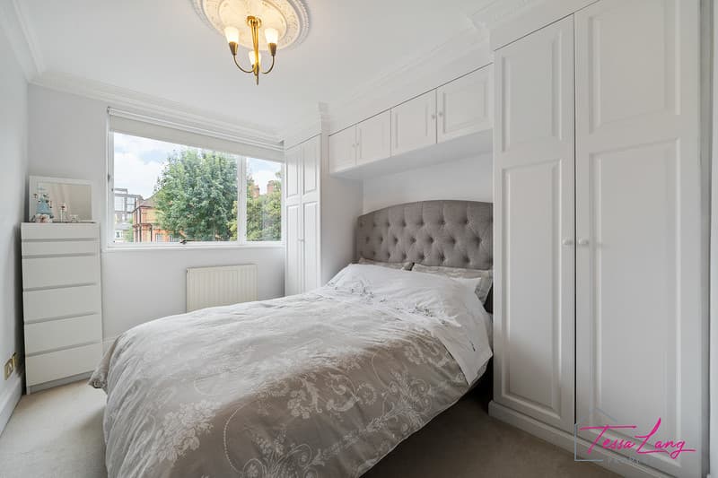 Photo 7 of 14, Eton Avenue