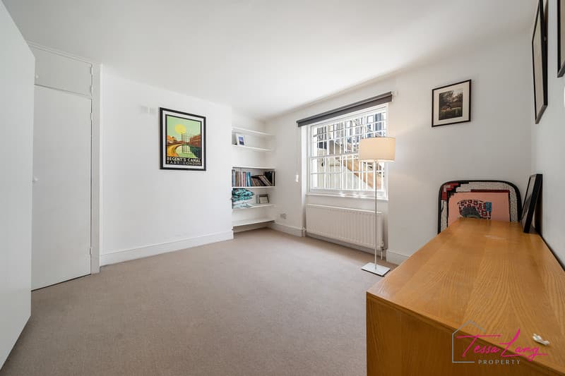 Photo 12 of 12, Gloucester Avenue