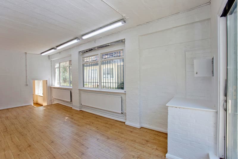 Photo 5 of 11, Delancey Passage