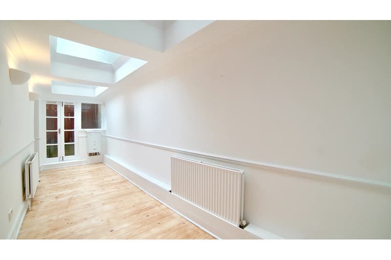 Photo 10 of 12, Cotleigh Road