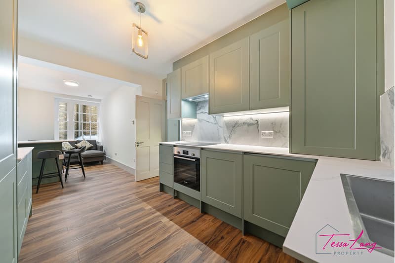 Photo 6 of 12, Crawford Street