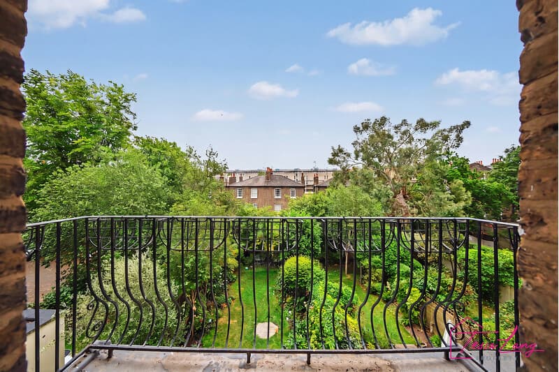 Photo 9 of 12, Goldhurst Terrace